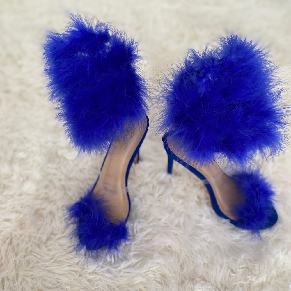 Fur heels